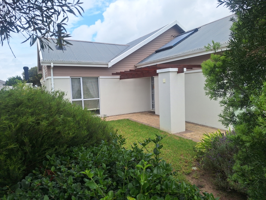 2 Bedroom Property for Sale in Fountains Estate Eastern Cape